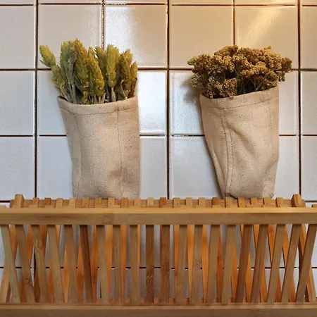 Spacious And Vintage - Modern Sofie